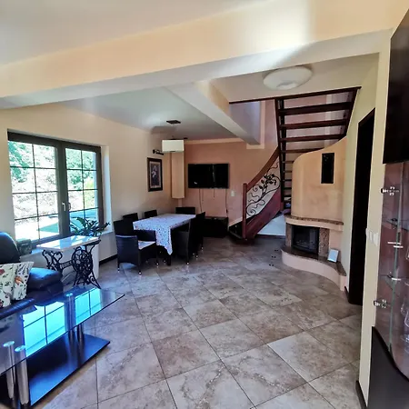 Wypoczynkowy Zielonka Vila