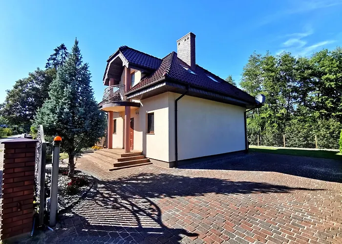 Wypoczynkowy Zielonka -jacuzzi W Sezonie- Willa